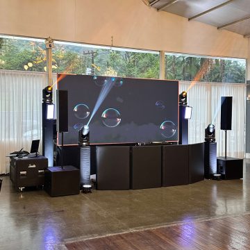 dj-em-joinville-2025-soette-dj-modern-painel-de-led-4x2-hausmesse